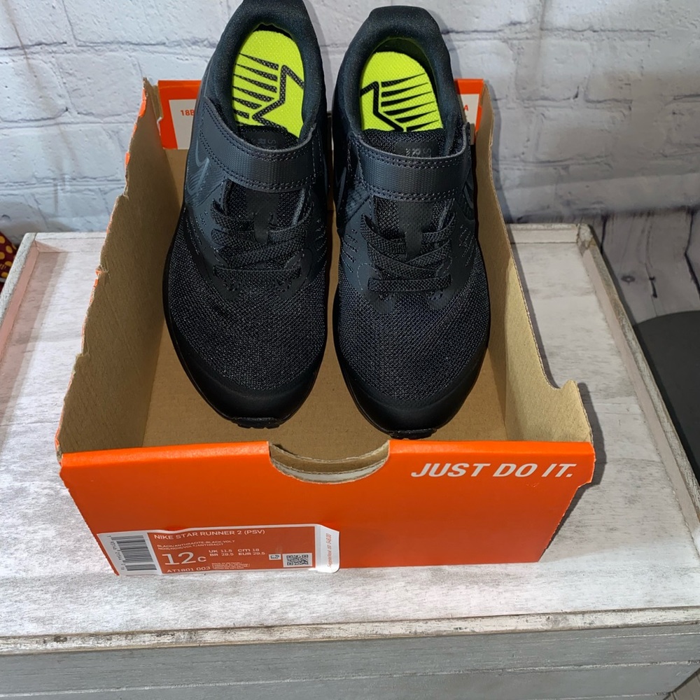 NIKE STAR RUNNER 2 (PSV) BLACK VELCRO YOUTH SHOES - Picture 6 of 6